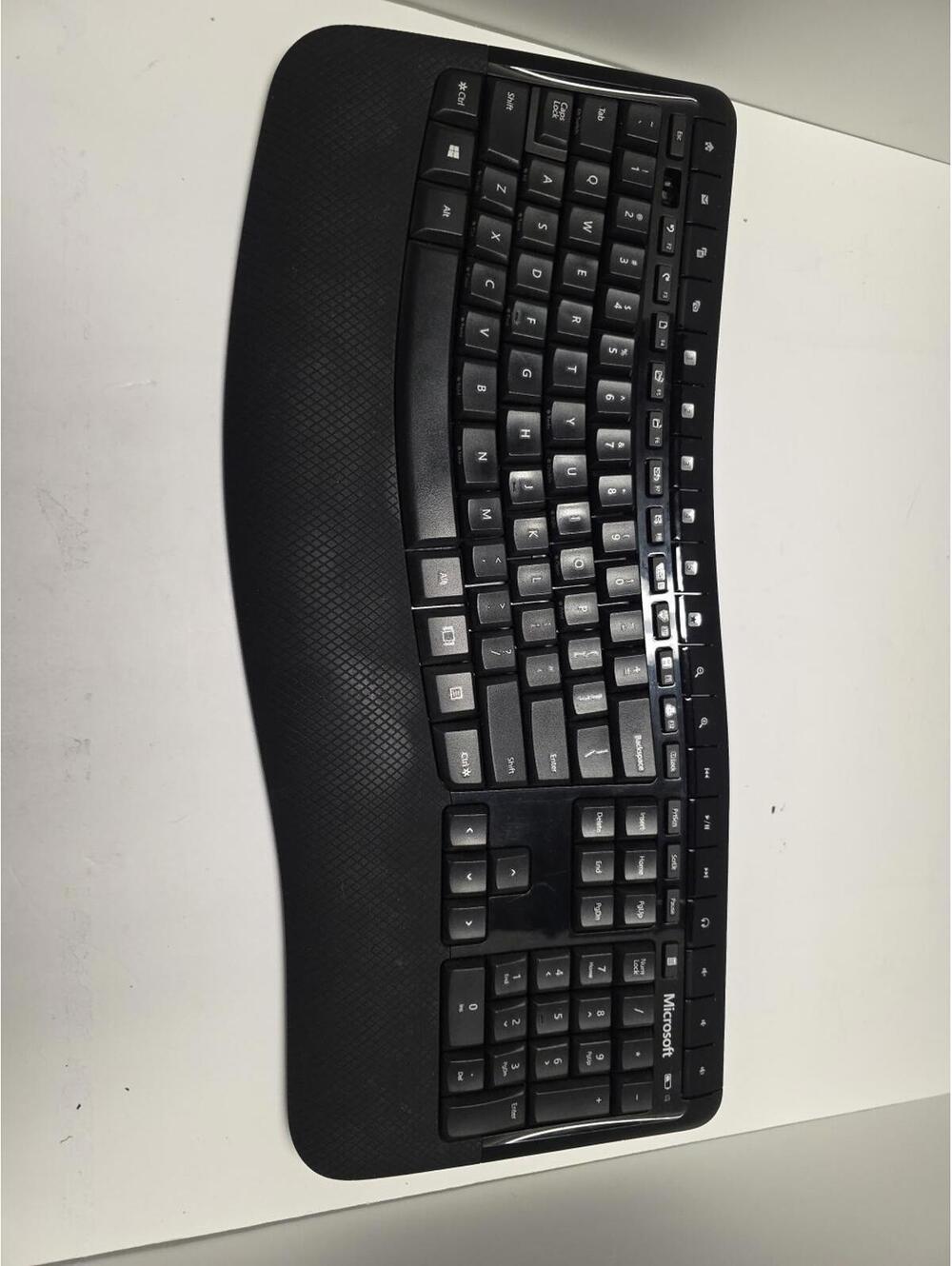 Microsoft Wireless Comfort Keyboard 5050 Model 1728 No USB Dongle